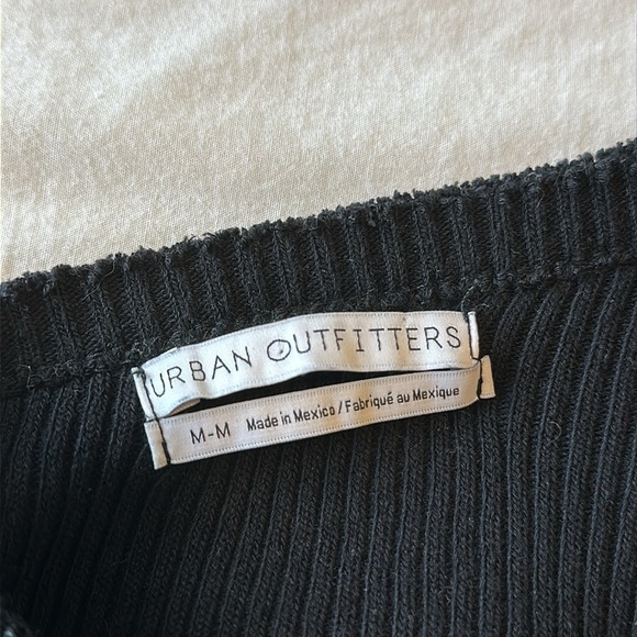 NWOT UO Women’s One Shoulder Ribbed Crop Top in Black Size M - Picture 9 of 10